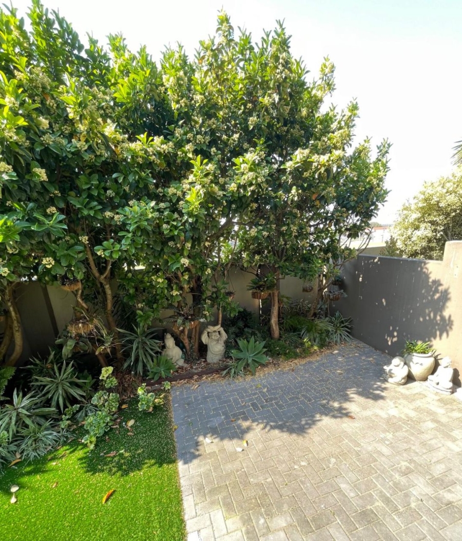2 Bedroom Property for Sale in Sherwood Eastern Cape